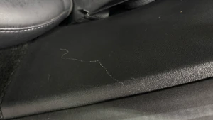 door shut trim scratches
